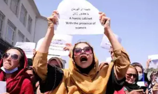 Women-led protest in Kabul turns violent
